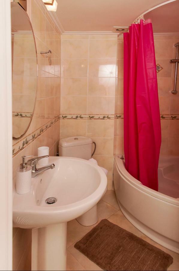 Relaxing Appt. Into The Heart Of Historical Center Apartment Kalamata Bagian luar foto